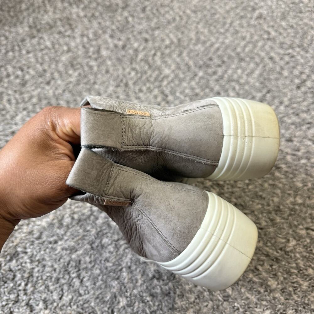 Ecco Leather Wedge Sneaker Soft 7 City Boot Ankle Zip Gray Nubuck Womens US 9 - Picture 4 of 8